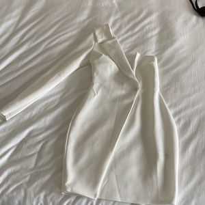Boohoo white one sleeve asymmetric dress